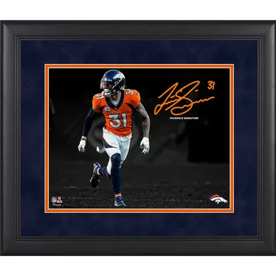 Justin Fields Chicago Bears Fanatics Authentic Facsimile Signature Framed  11 x 14 Spotlight Photograph