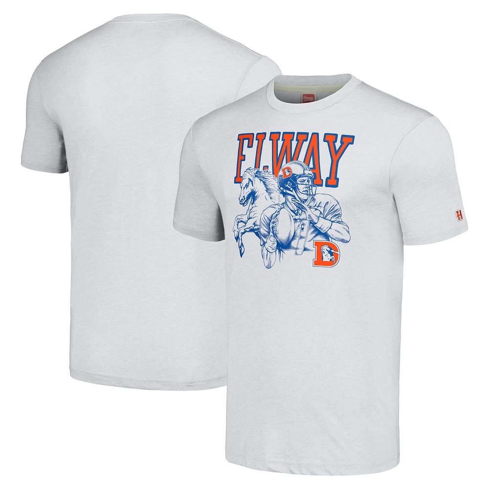 Hommage pour hommes John Elway Heathered Ash Denver Broncos Caricature Joueur retraité T-shirt triple mélange