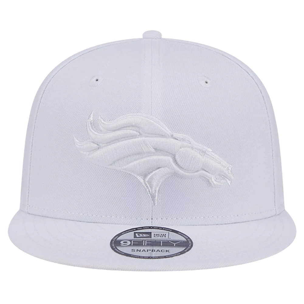 Men's New Era Denver Broncos Main White on White 9FIFTY Snapback Hat