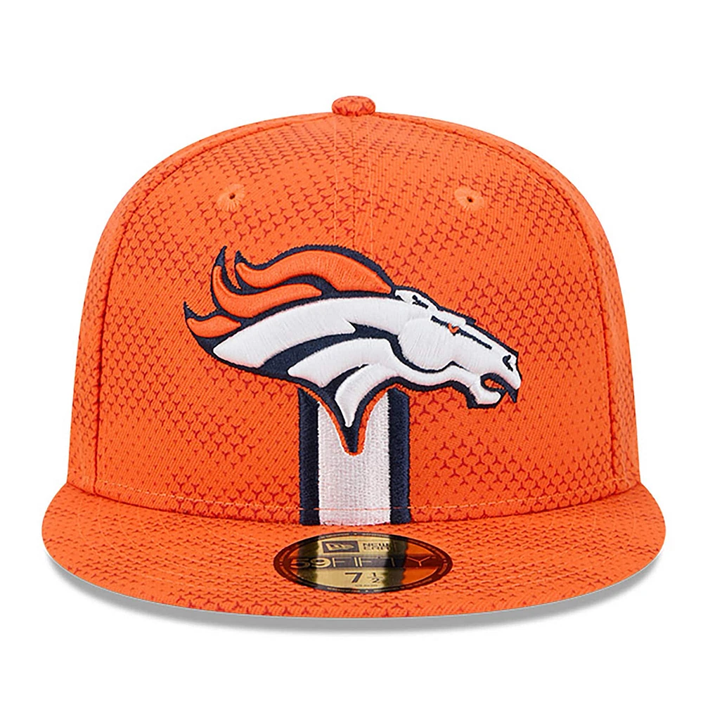 Casquette ajustée 59FIFTY orange Denver Broncos 2024 Sideline New Era pour homme