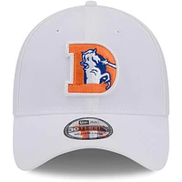 Men's New Era White Denver Broncos Throwback 39THIRTY Flex Hat