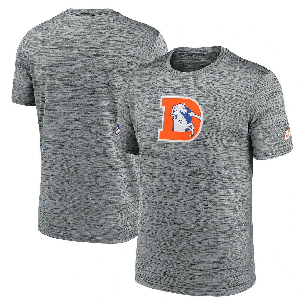 T-shirt Nike gris Denver Broncos Sideline Velocity Throwback Performance pour homme