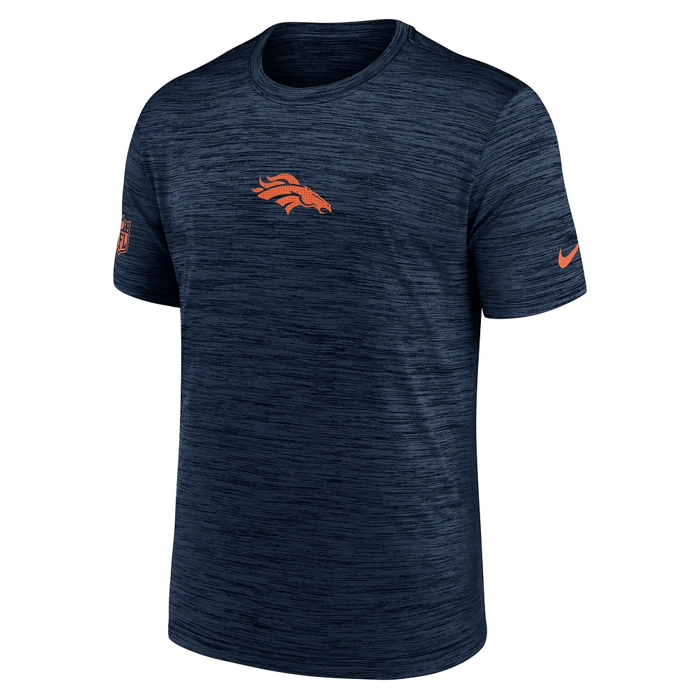 T-shirt Nike Performance Sideline Velocity bleu marine des Denver Broncos pour homme