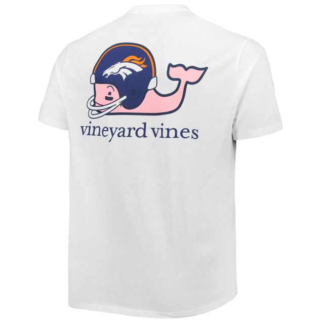 T-shirt blanc pour homme Vineyard Vines Denver Broncos Big & Tall Helmet