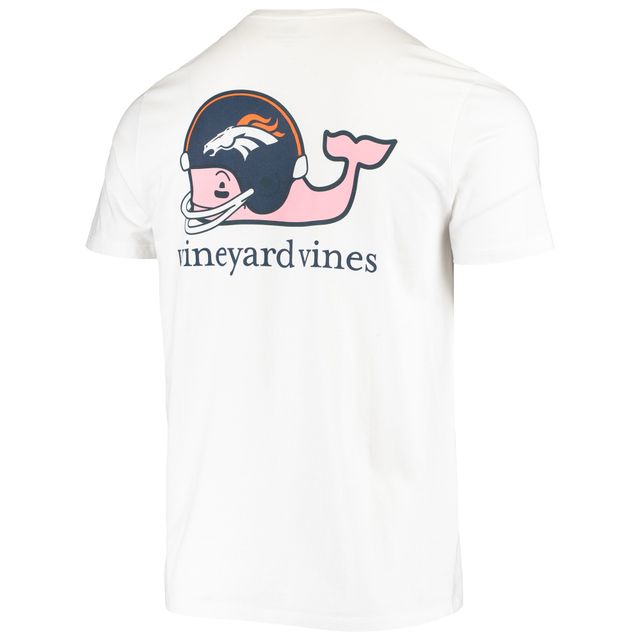 Vineyard Vines pour homme blanc Denver Broncos Team Whale Helmet T-shirt