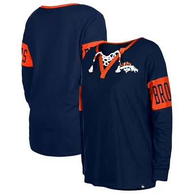 T-shirt à manches longues et col cranté Denver Broncos New Era pour femme bleu marine