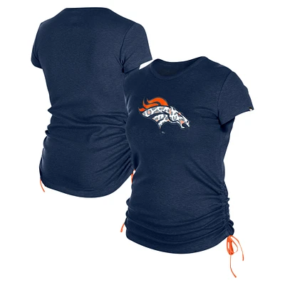 T-shirt froncé sur le côté des Denver Broncos New Era pour femme bleu marine