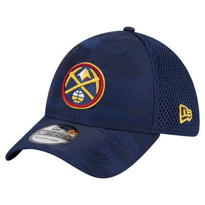 Casquette 39THIRTY Flex bleu marine Denver Nuggets Subtle Camo de New Era pour homme