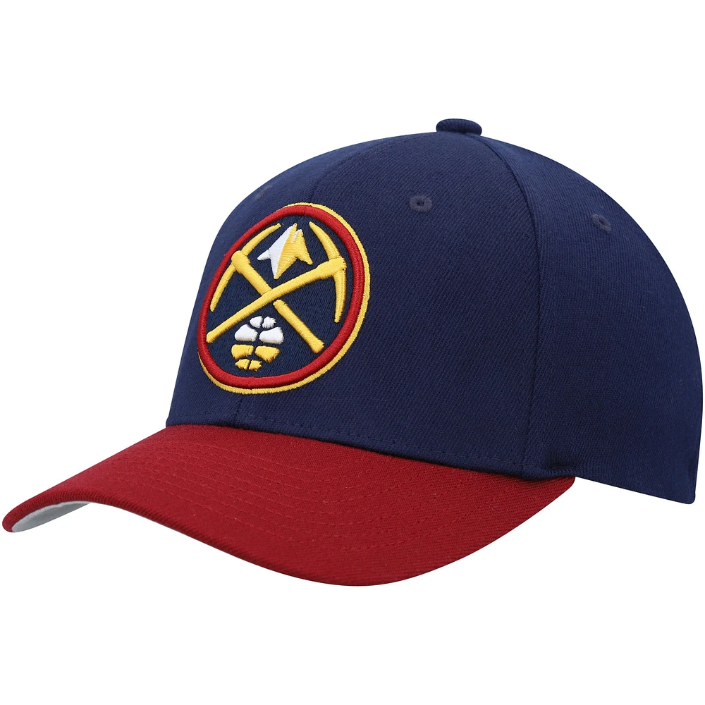 Mitchell & Ness pour homme bleu marine/rouge Denver Nuggets MVP Team Two-Tone 2.0 Stretch-Snapback Hat