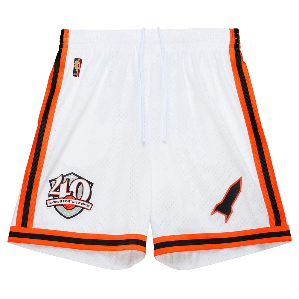 Short blanc réplique Mitchell & Ness Denver Nuggets 2006/07 pour homme