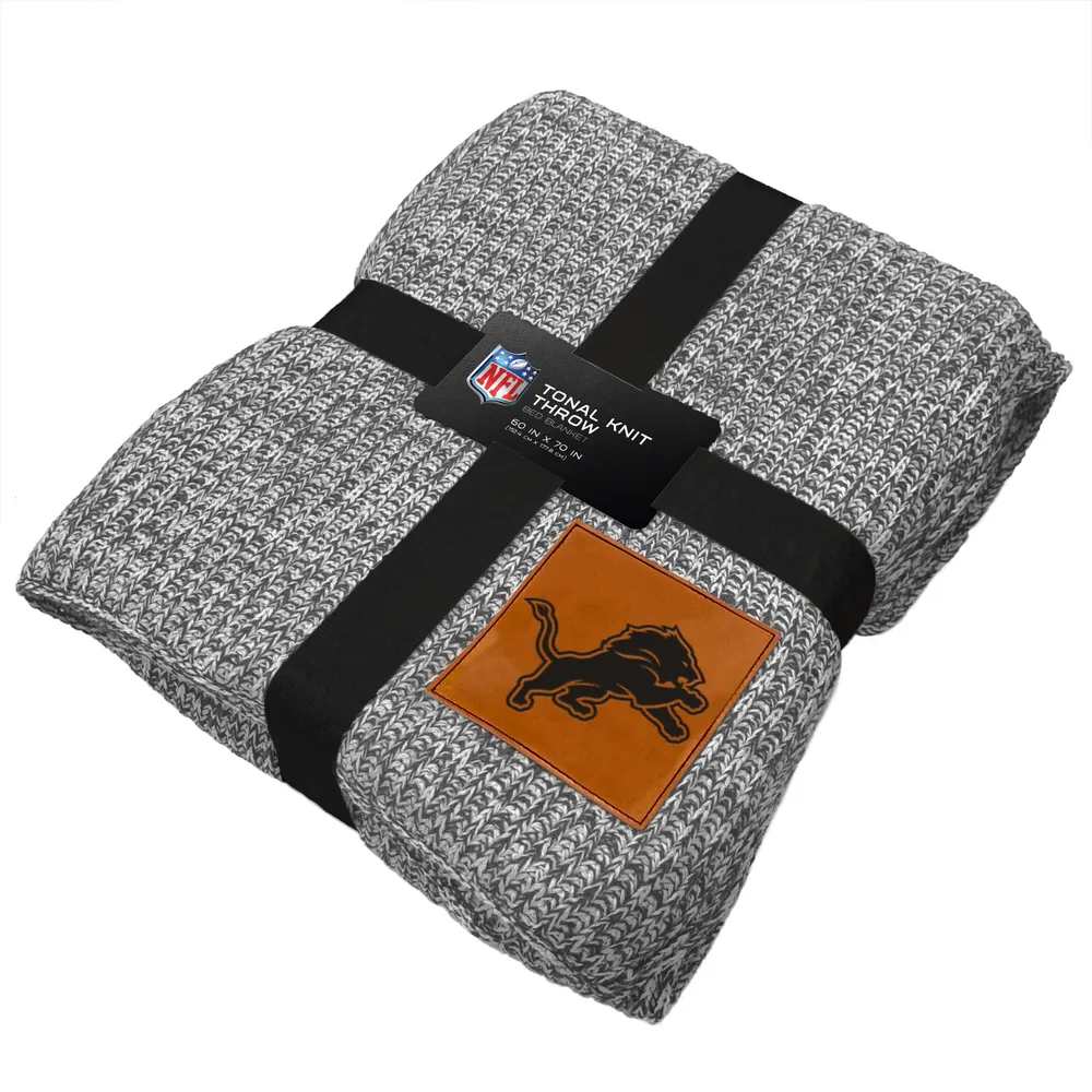 Detroit Lions 60'' x 70'' Two-Tone Sweater Knit Blanket with Faux Leather  Logo Patch