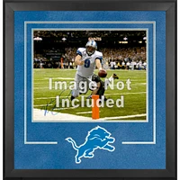 Detroit Lions Deluxe 16'' x 20'' Horizontal Photograph Frame with Team Logo