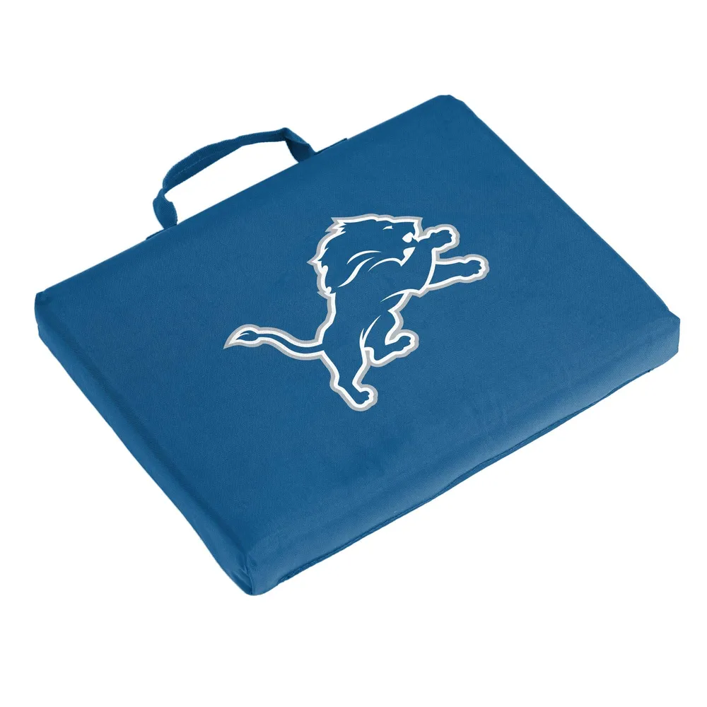 Detroit Lions Printed Collection Repeat Logo Wristlet