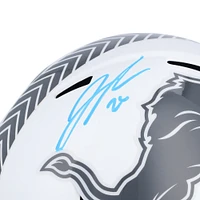Casque réplique autographié Riddell 2024 Salute To Service Speed ​​des Detroit Lions par Jahmyr Gibbs