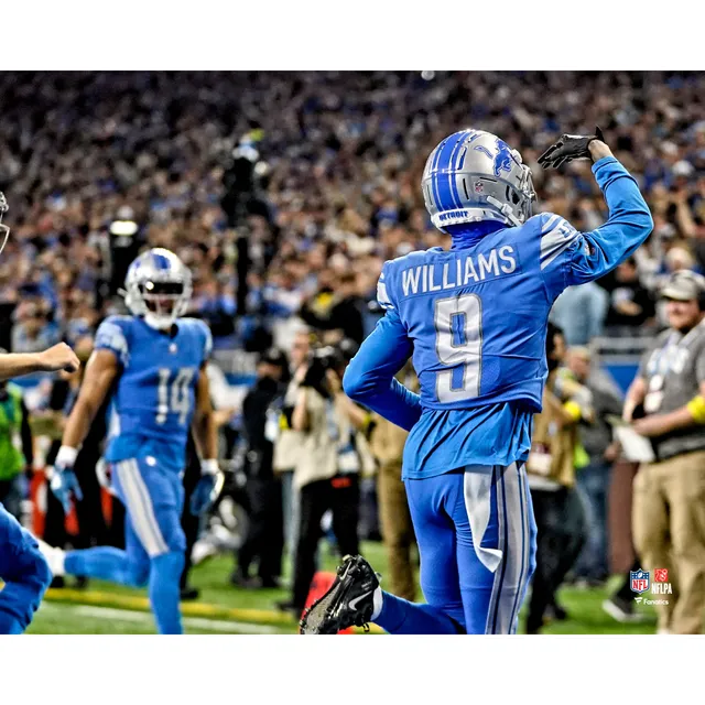 Jameson Williams Detroit Lions Unsigned Fanatics Authentic Celebrating His  First Career Touchdown Photograph