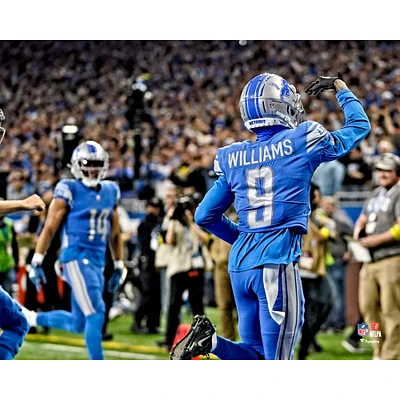 Jameson Williams, joueur non signé des Lions de Detroit, célèbre son premier touchdown en carrière