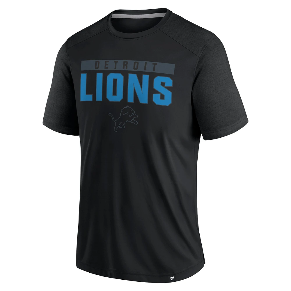 Men's Fanatics  Black Detroit Lions Defender Blackout T-Shirt