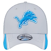 Casquette Game Day Linear 39THIRTY Flex grise pour homme des Detroit Lions de New Era