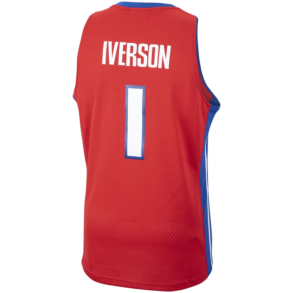 Maillot Swingman Mitchell & Ness Allen Iverson Detroit Pistons rouge 2008/09 Hardwood Classics pour homme