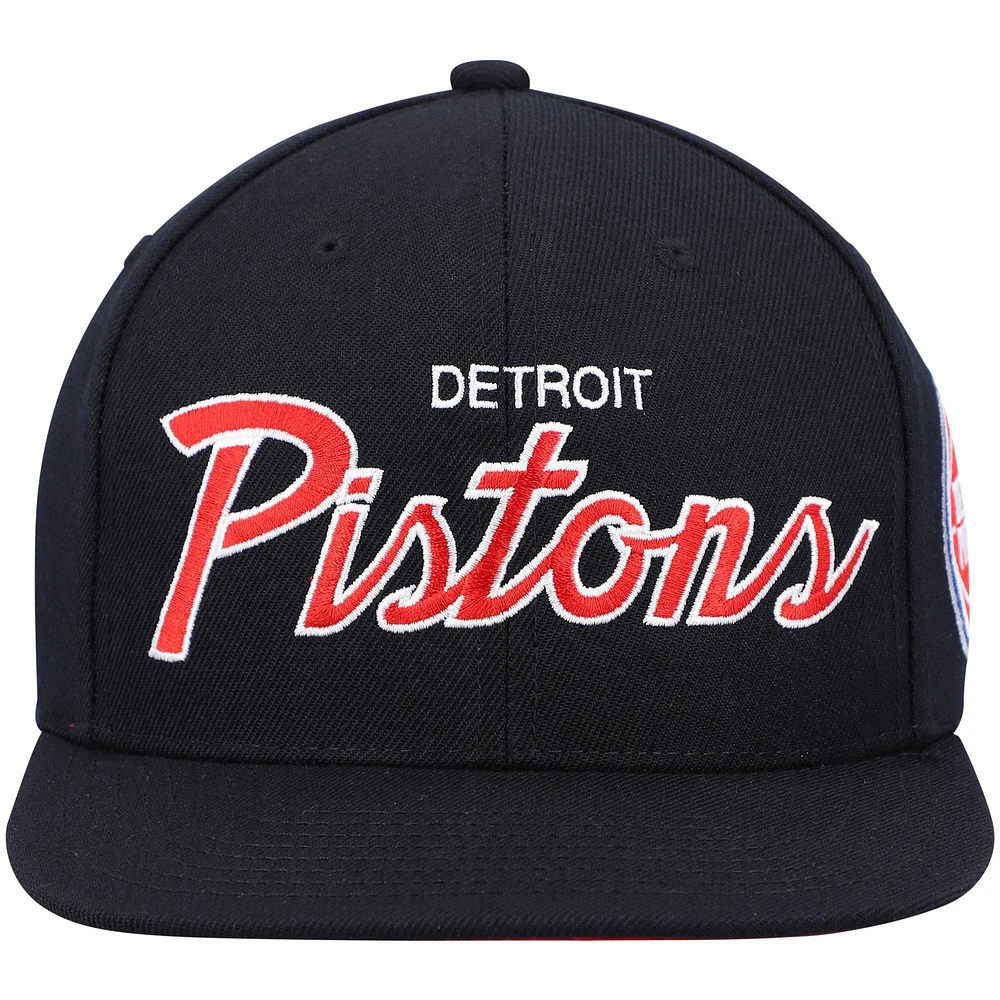 Casquette Snapback noire Detroit Pistons Hardwood Classics Script 2.0 Mitchell & Ness pour hommes