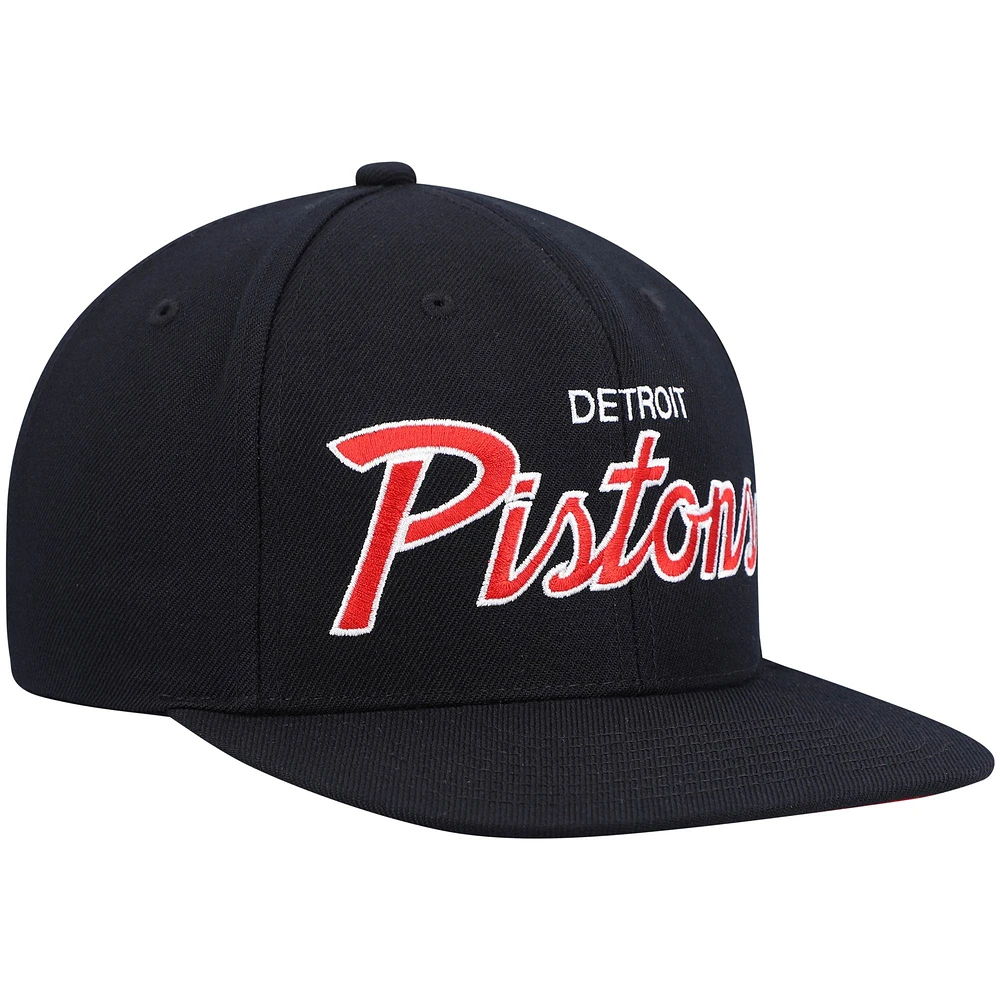 Casquette Snapback noire Detroit Pistons Hardwood Classics Script 2.0 Mitchell & Ness pour hommes