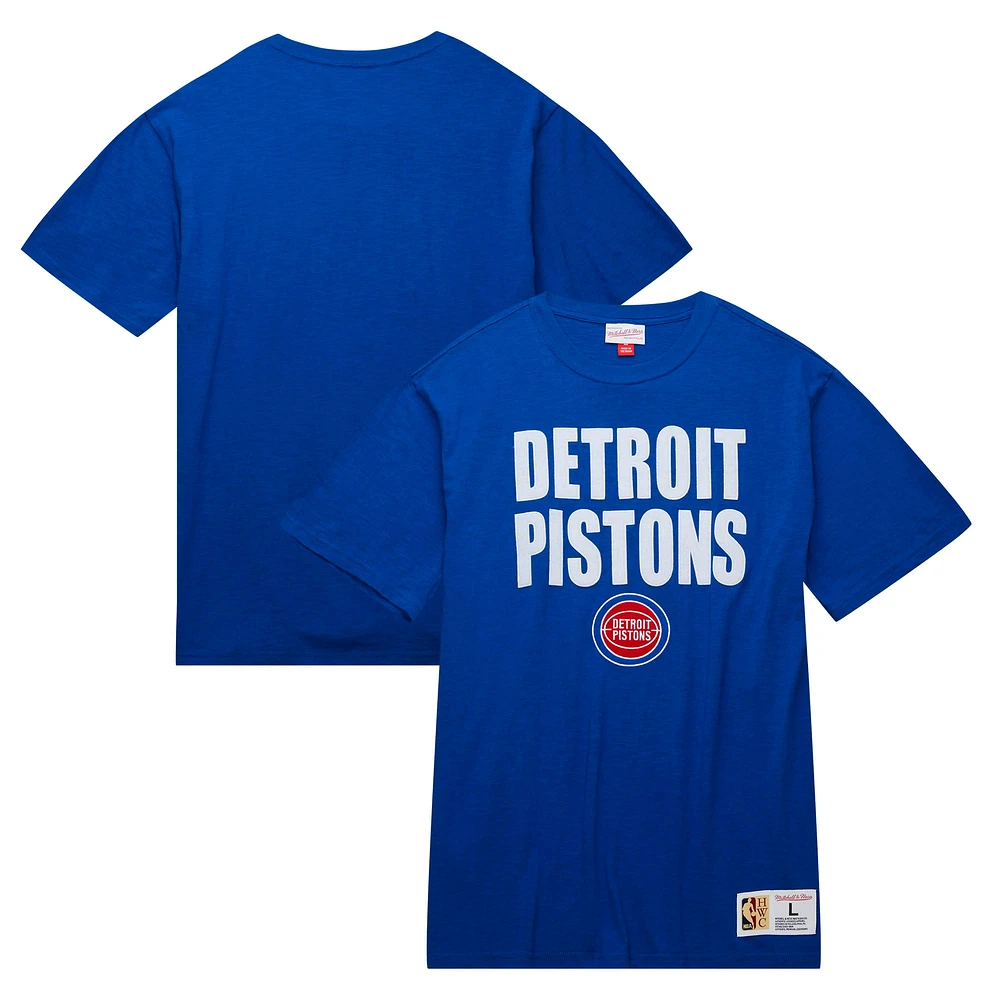 T-shirt flammé légendaire pour homme Mitchell & Ness Royal Detroit Pistons Hardwood Classics