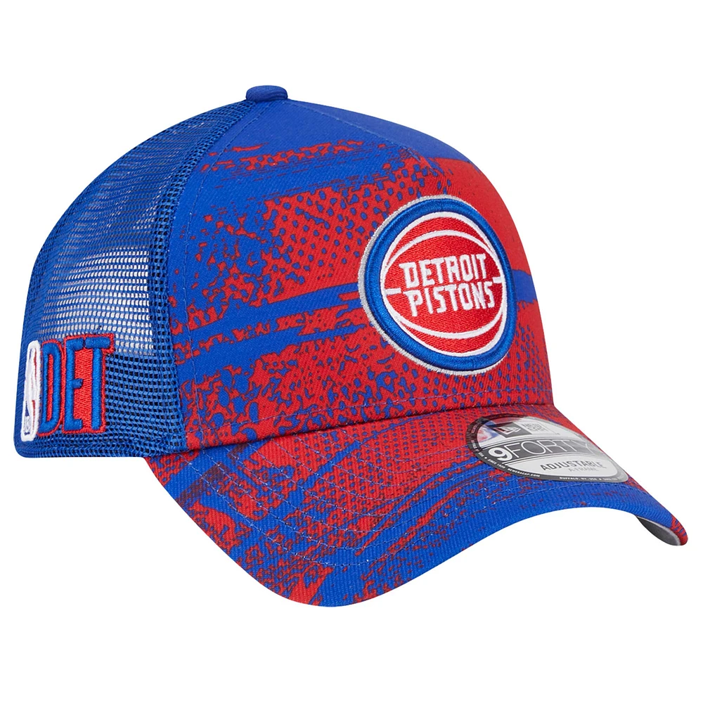 Casquette ajustable Detroit Pistons Tip Off A-Frame Trucker 9FORTY bleue/rouge pour homme de New Era