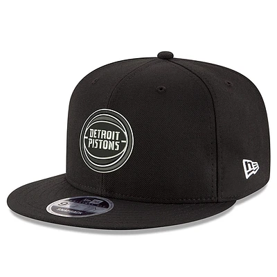 Men's New Era Detroit Pistons Black & White 9FIFTY Snapback Hat