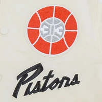 Veste en satin à boutons-pression et appliqués chenille pour homme Pro Standard Cream Detroit Pistons City Edition 2024/25