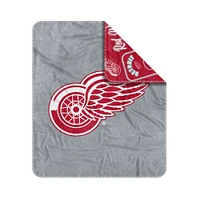  Detroit Red Wings 50" x 60" Dream Weave Throw Blanket