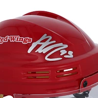Casque mini rouge autographié par Alex DeBrincat des Red Wings de Detroit