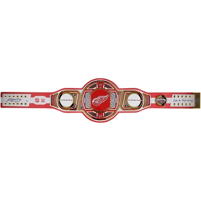 Ceinture de titre WWE Legacy autographiée par Alex DeBrincat Detroit Red Wings avec inscription « Lets Go Red Wings
