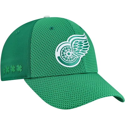 Casquette Flex authentique Pro de la Saint-Patrick des Red Wings Detroit marque Fanatics Kelly Green pour homme