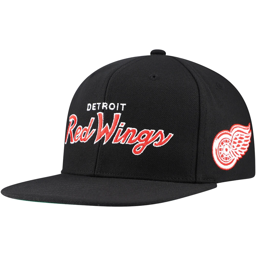 Men's Mitchell & Ness Black Detroit Red Wings Core Team Script 2.0 Snapback Hat