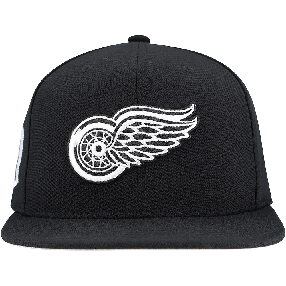 Casquette snapback noire pour homme des Detroit Red Wings de Mitchell & Ness