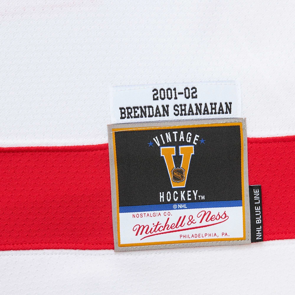 Men's Mitchell & Ness Brendan Shanahan White Detroit Red Wings  2001/02 Alternate Captain Blue Line Player Jersey