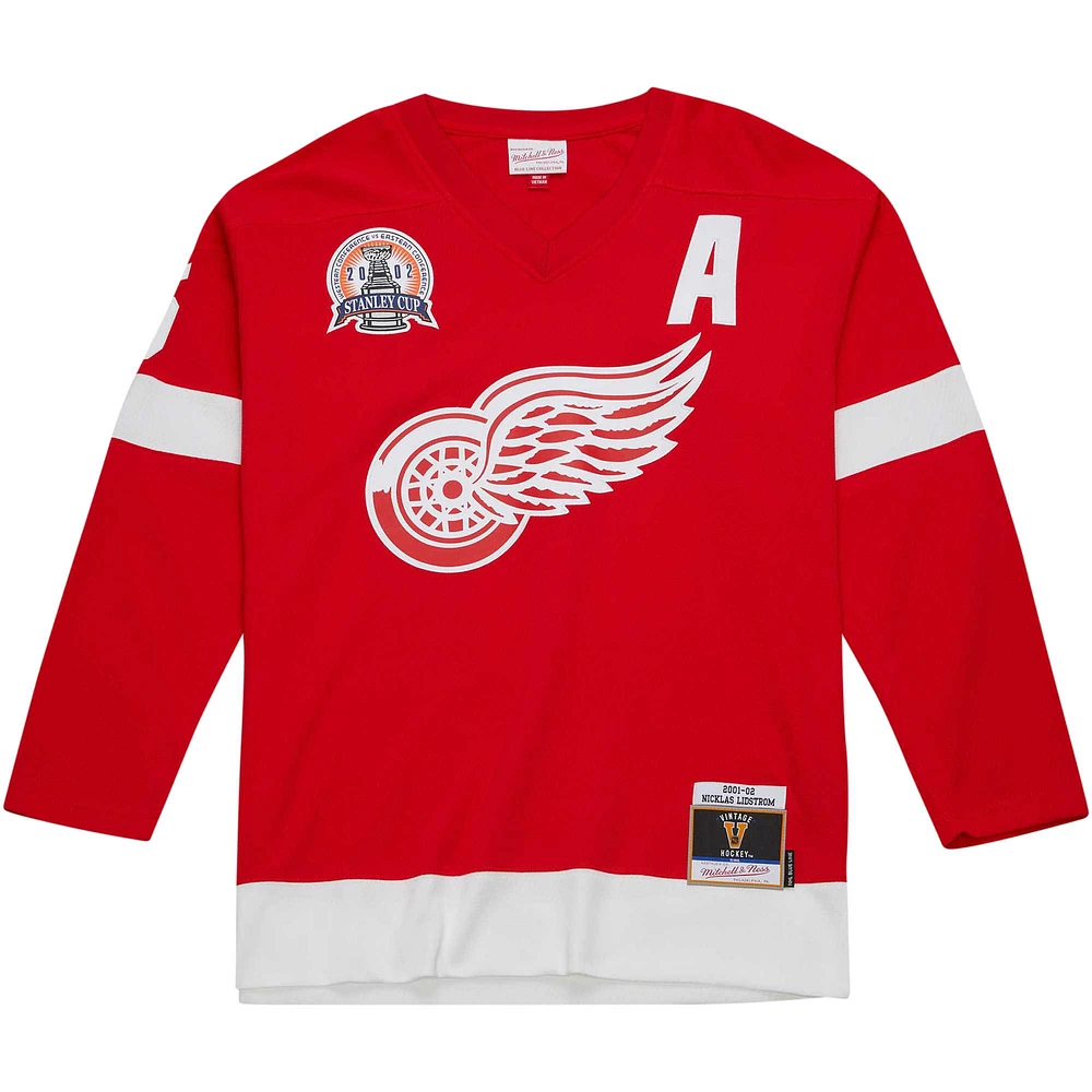 Men's Mitchell & Ness Nicklas Lidstrom Red Detroit Wings Alternate Captain Patch 2001/02 Blue Line Player Jersey