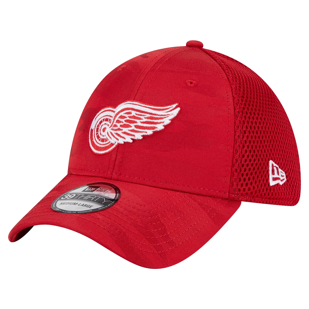 Men's New Era Red Detroit Wings Active Subtle Camo 39THIRTY Flex Hat