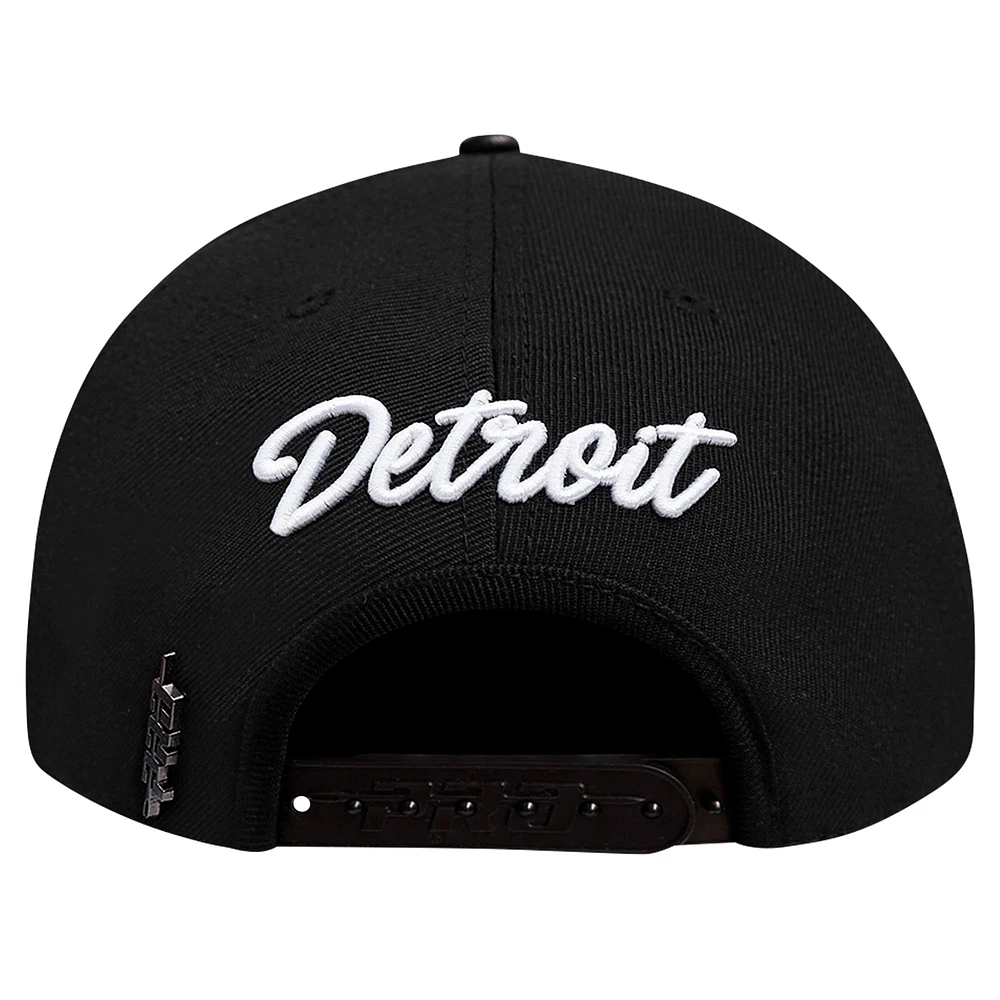 Casquette Snapback Pro Standard noire des Red Wings de Detroit pour hommes Paint the City Pinch Front