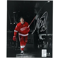 Moritz Seider Detroit Red Wings Autographed 8" x 10" Red Jersey Pregame Photograph