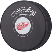 Rondelle de hockey autographiée par Patrick Kane des Red Wings de Détroit