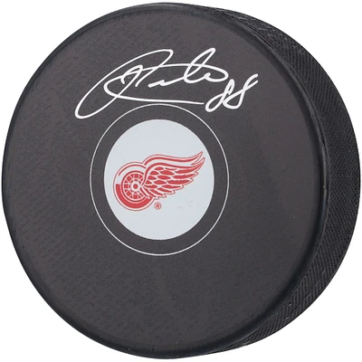Rondelle de hockey autographiée par Patrick Kane des Red Wings de Détroit