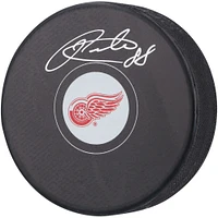 Rondelle de hockey autographiée par Patrick Kane des Red Wings de Détroit