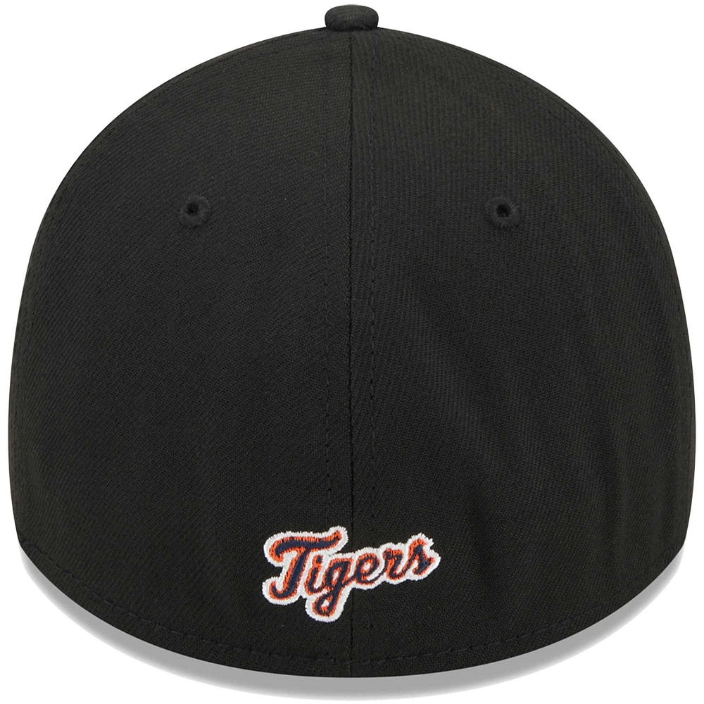 Men's New Era Black Detroit Tigers Logo 39THIRTY Flex Hat