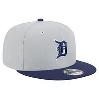 Casquette snapback 9FIFTY bicolore gris/bleu marine des Detroit Tigers de New Era pour homme