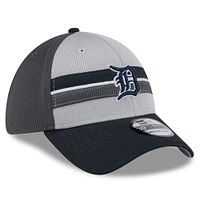 Men's New Era  Gray/Navy Detroit Tigers 2025 Batting Practice 39THIRTY Flex Hat