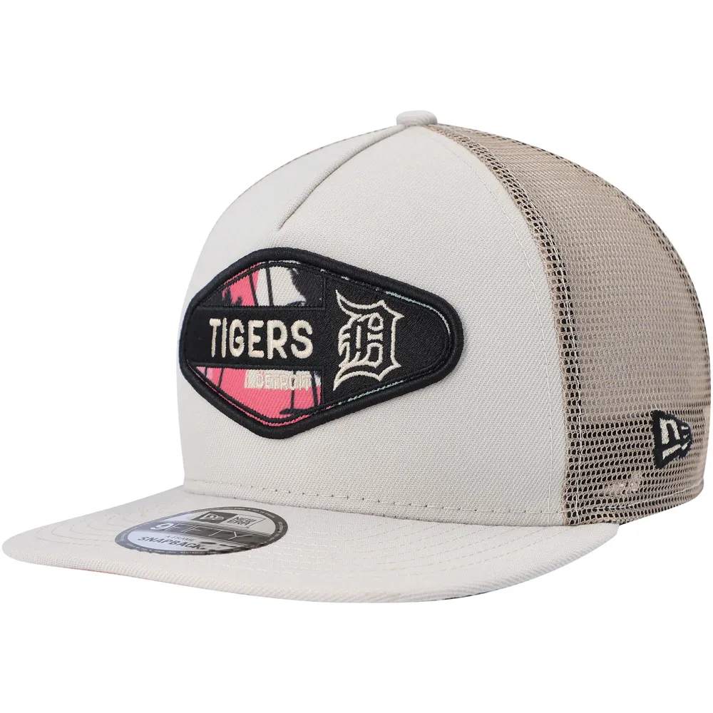 Men's New Era Natural Detroit Tigers Retro Beachin' Patch A-Frame Trucker 9FIFTY Snapback Hat