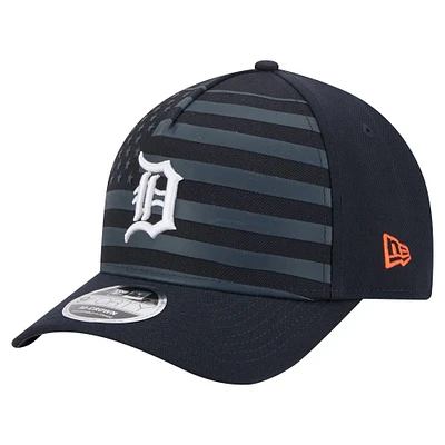 Casquette ajustable New Era 9FORTY M-Crown A-Frame bleu marine pour homme, motif drapeau américain, Detroit Tigers