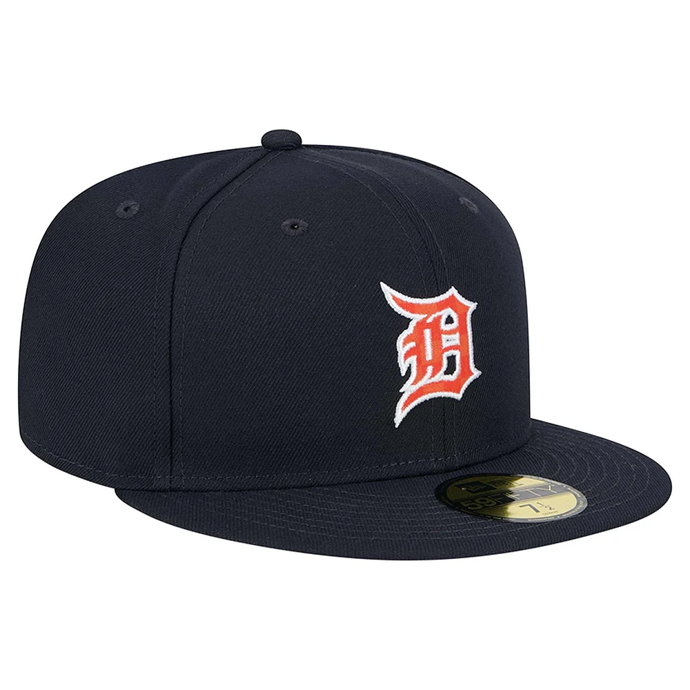 Men's New Era Navy Detroit Tigers Checkered Undervisor 59FIFTY Fitted Hat