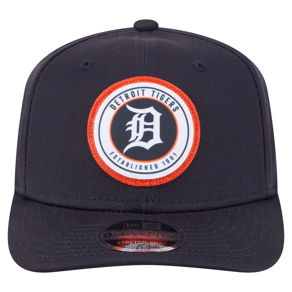 Men's New Era Navy Detroit Tigers Circle Patch 9SEVENTY Stretch-Snap Hat